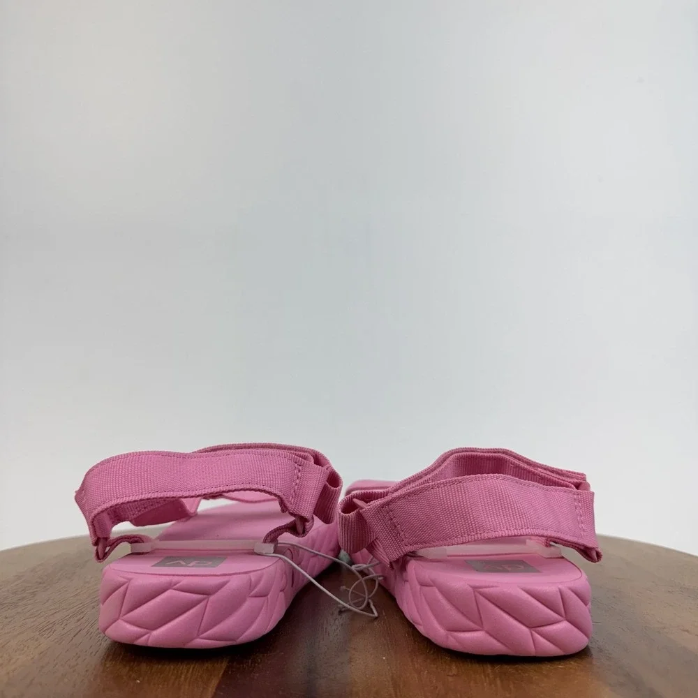 New Big Kids Dolce Vita Zaidey‎ Strappy Platform Pink Sandals Size 4 Y
